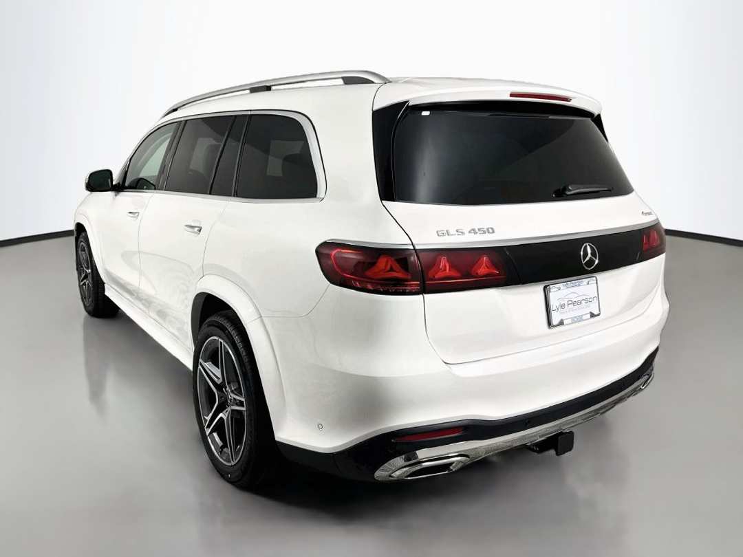 2027 Mercedes-Benz GLS 450 - Image 3