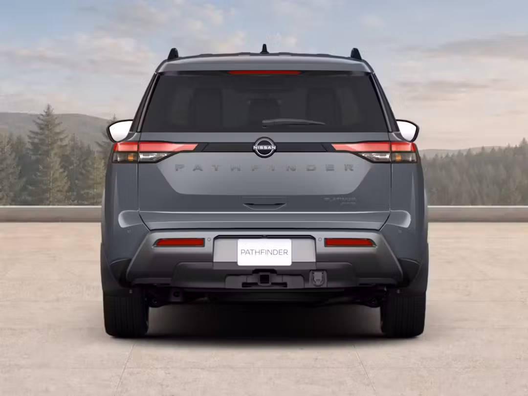 2026 Nissan Pathfinder Platinum - Image 6
