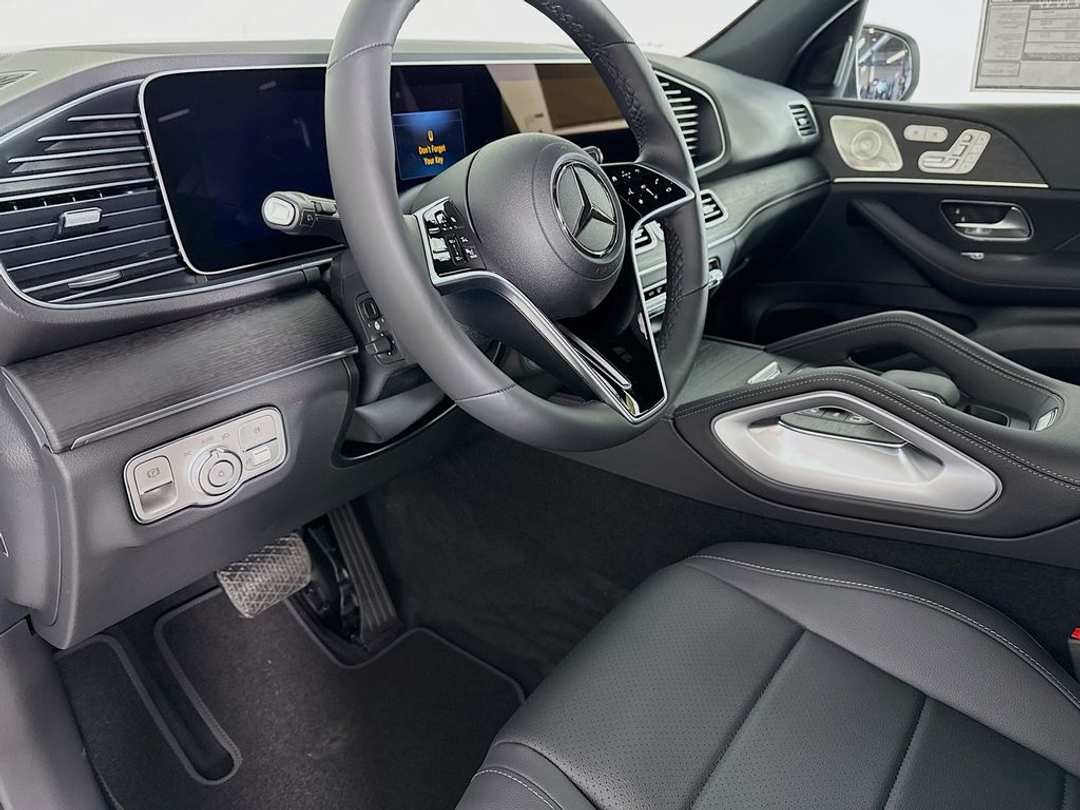 2026 Mercedes-Benz GLE 350 - Image 7