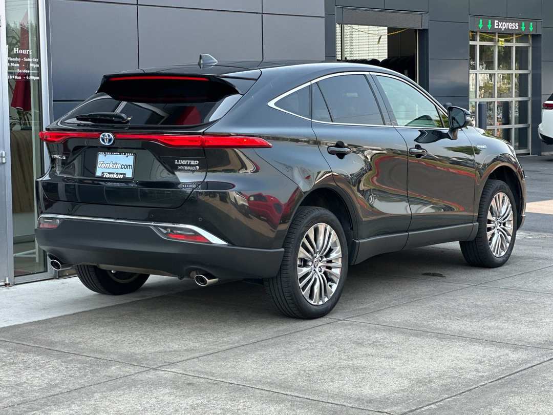 2021 Toyota Venza Limited - Image 3