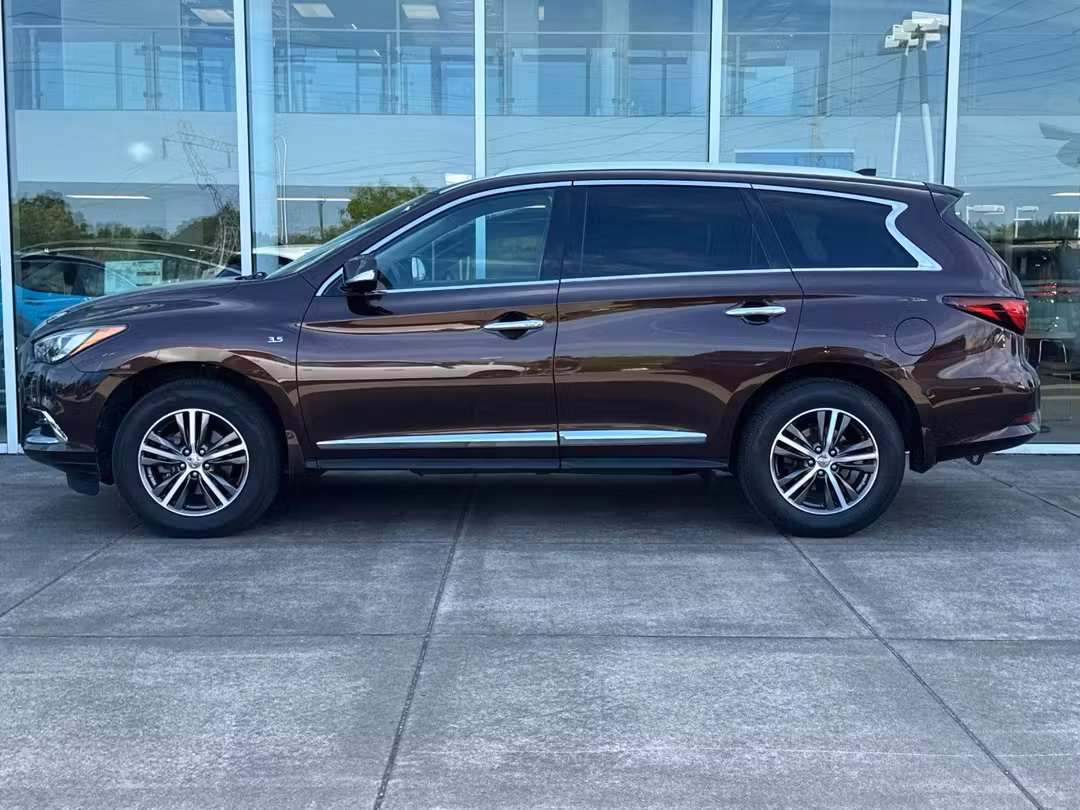 2019 INFINITI Qx60 LUXE - Image 6