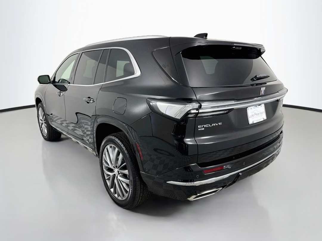 2025 Buick Enclave Avenir - Image 3