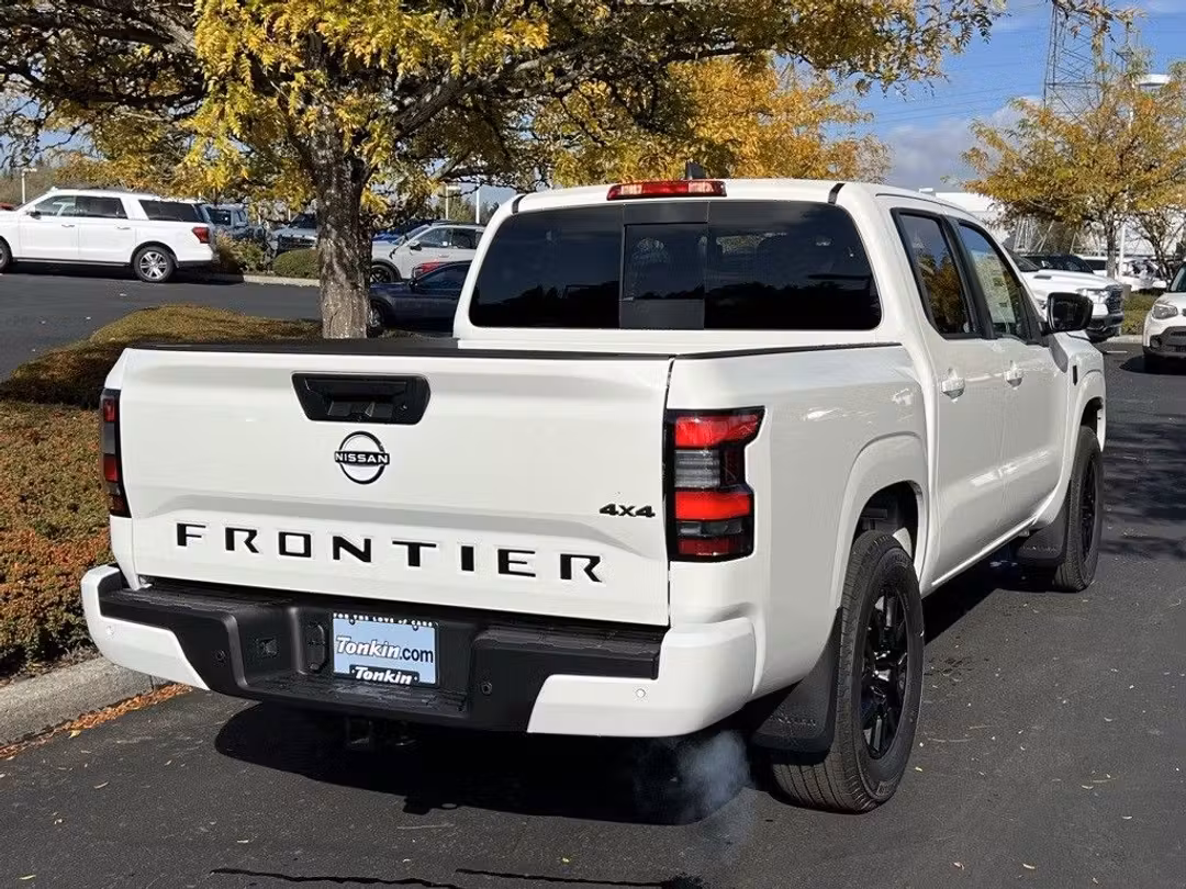 2026 Nissan Frontier SV - Image 6