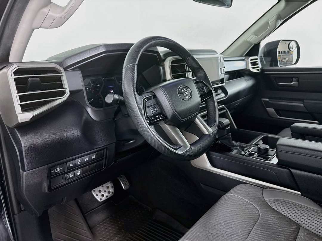 2023 Toyota Tundra SR5 - Image 7
