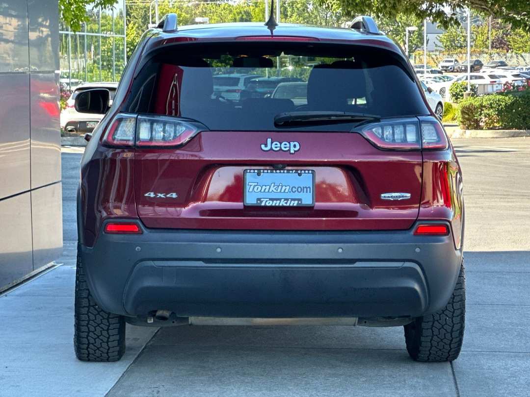 2019 Jeep Cherokee Latitude Plus - Image 4
