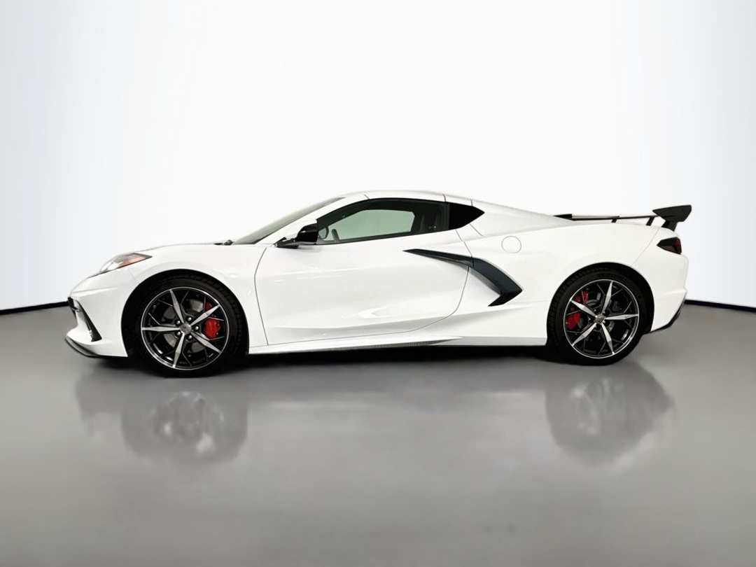 2020 Chevrolet Corvette Stingray - Image 3