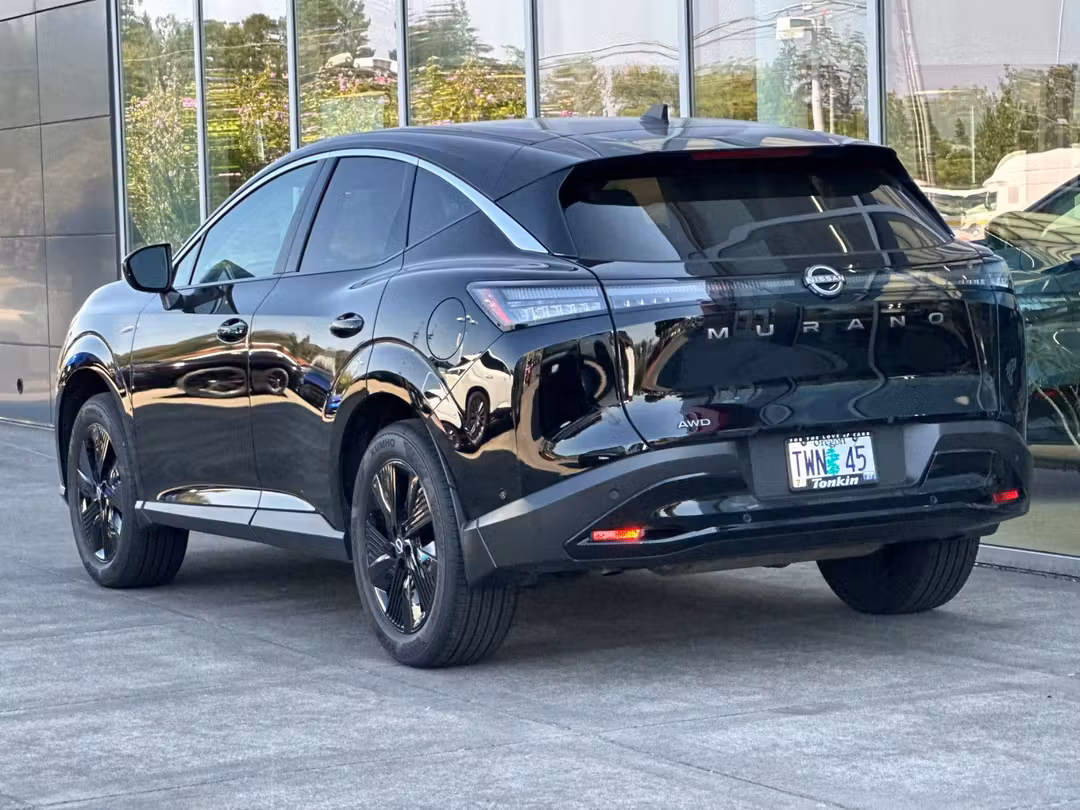 2025 Nissan Murano SV - Image 5