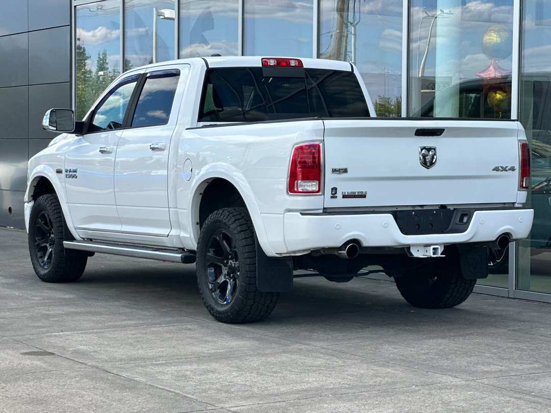 2014 Ram 1500 Laramie - Image 5
