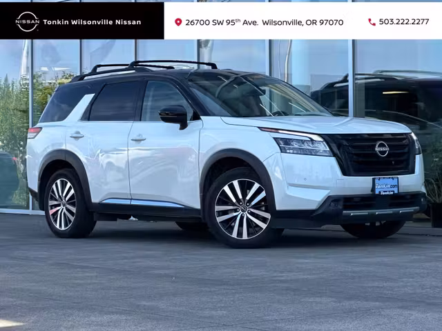 2023 Nissan Pathfinder Platinum