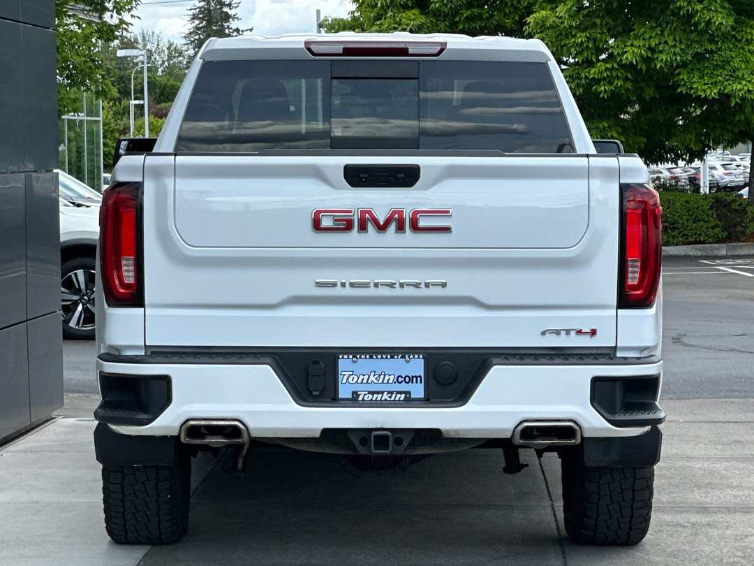 2022 GMC Sierra 1500 AT4 - Image 4