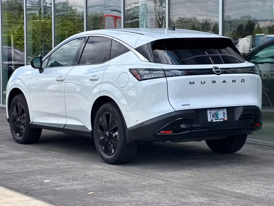 2025 Nissan Murano SV - Image 5