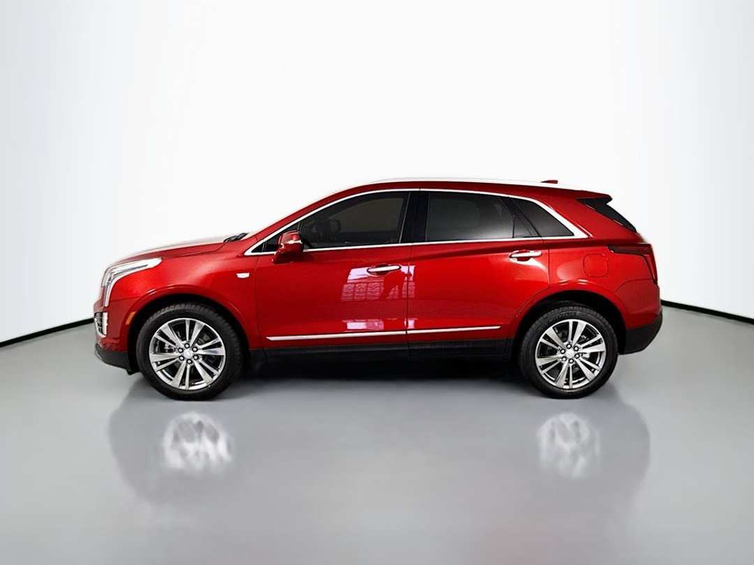 2025 Cadillac Xt5 Premium Luxury - Image 3