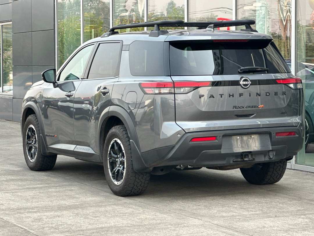 2024 Nissan Pathfinder Rock Creek - Image 5