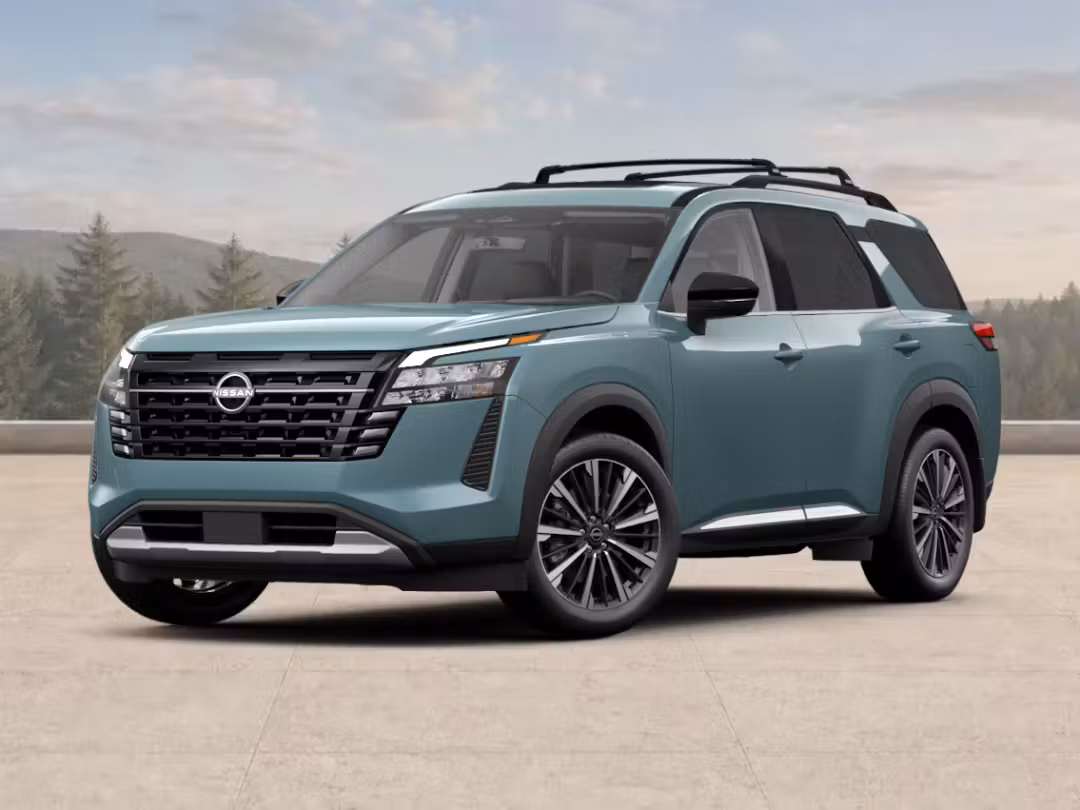 2026 Nissan Pathfinder Platinum - Image 3