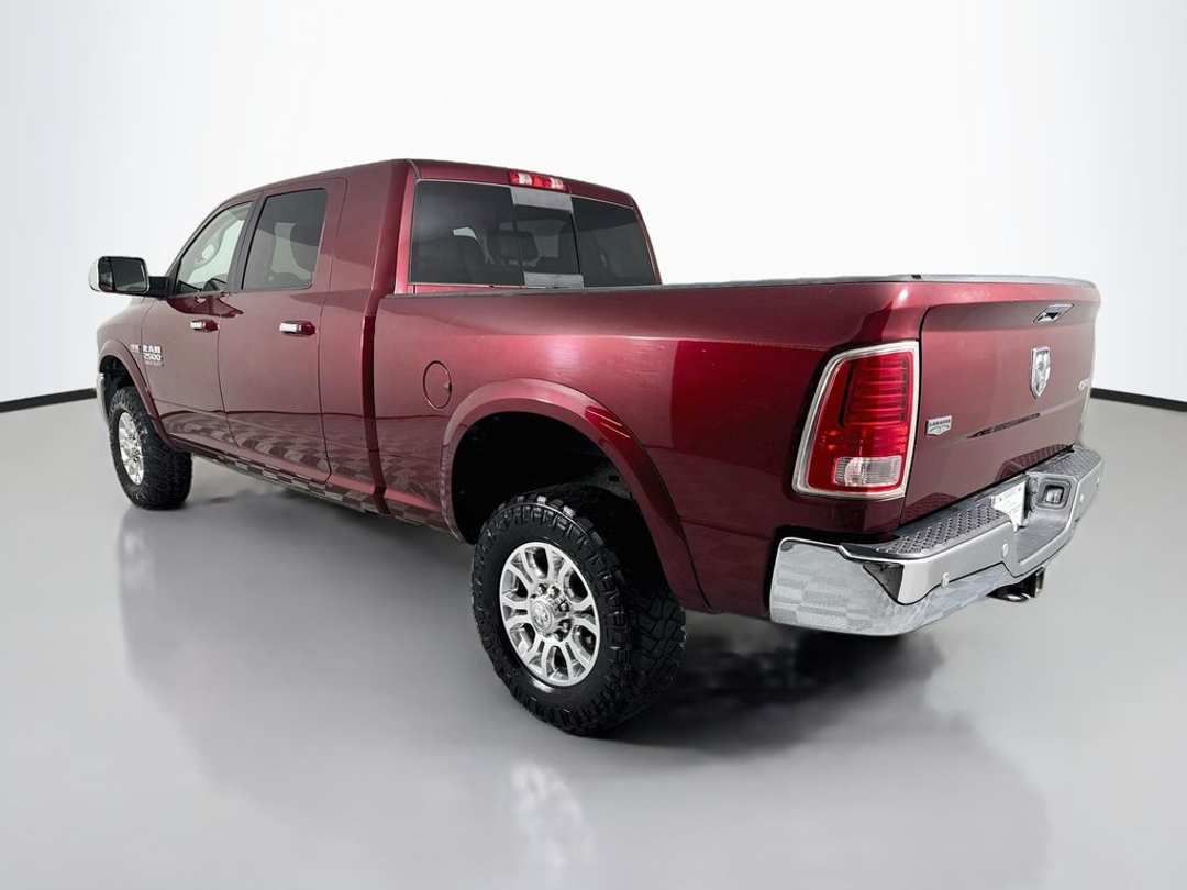 2017 Ram 2500 Laramie - Image 5