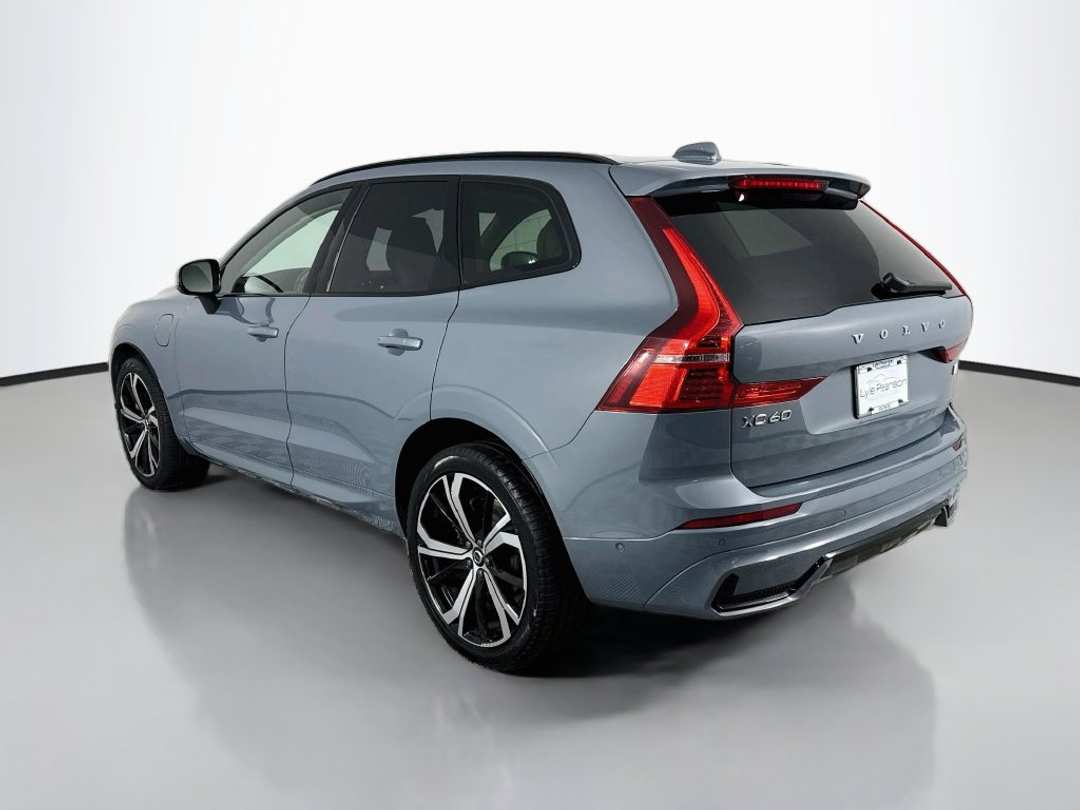 2024 Volvo Xc60 Recharge Plug-In Hybrid Ultimate - Image 3