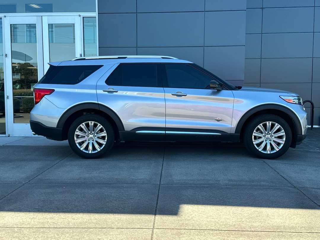 2021 Ford Explorer King Ranch - Image 2