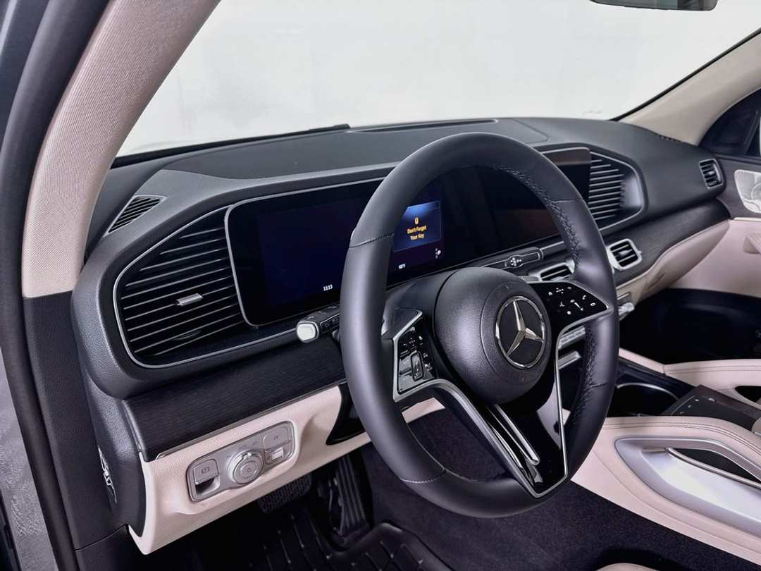 2026 Mercedes-Benz GLE 350 - Image 7