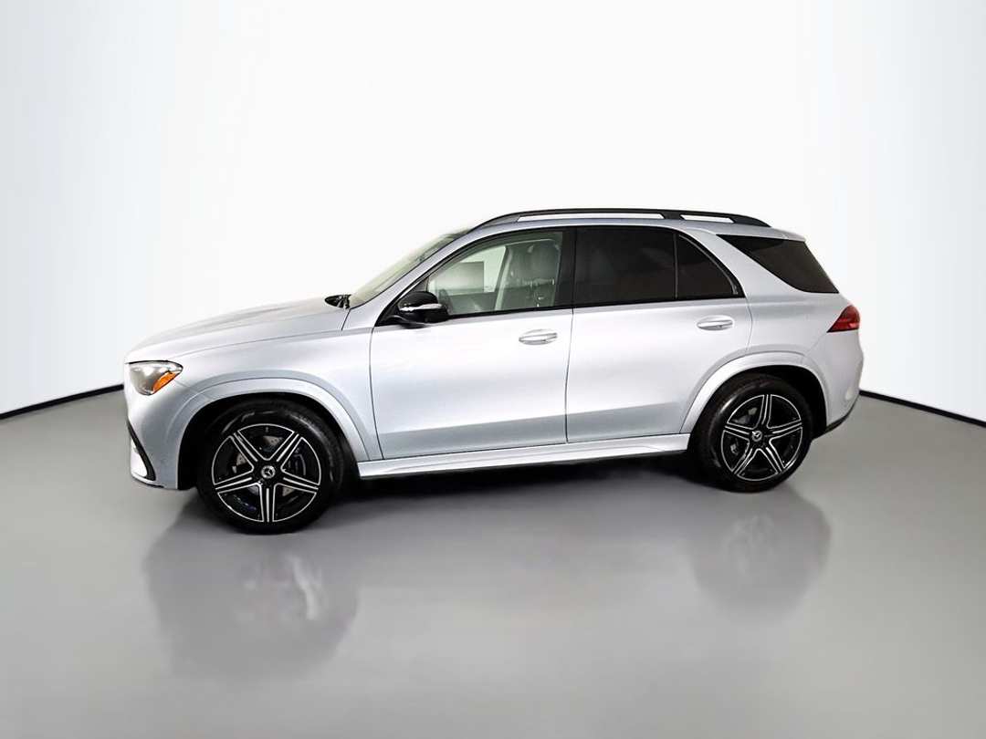 2026 Mercedes-Benz GLE 350 - Image 3