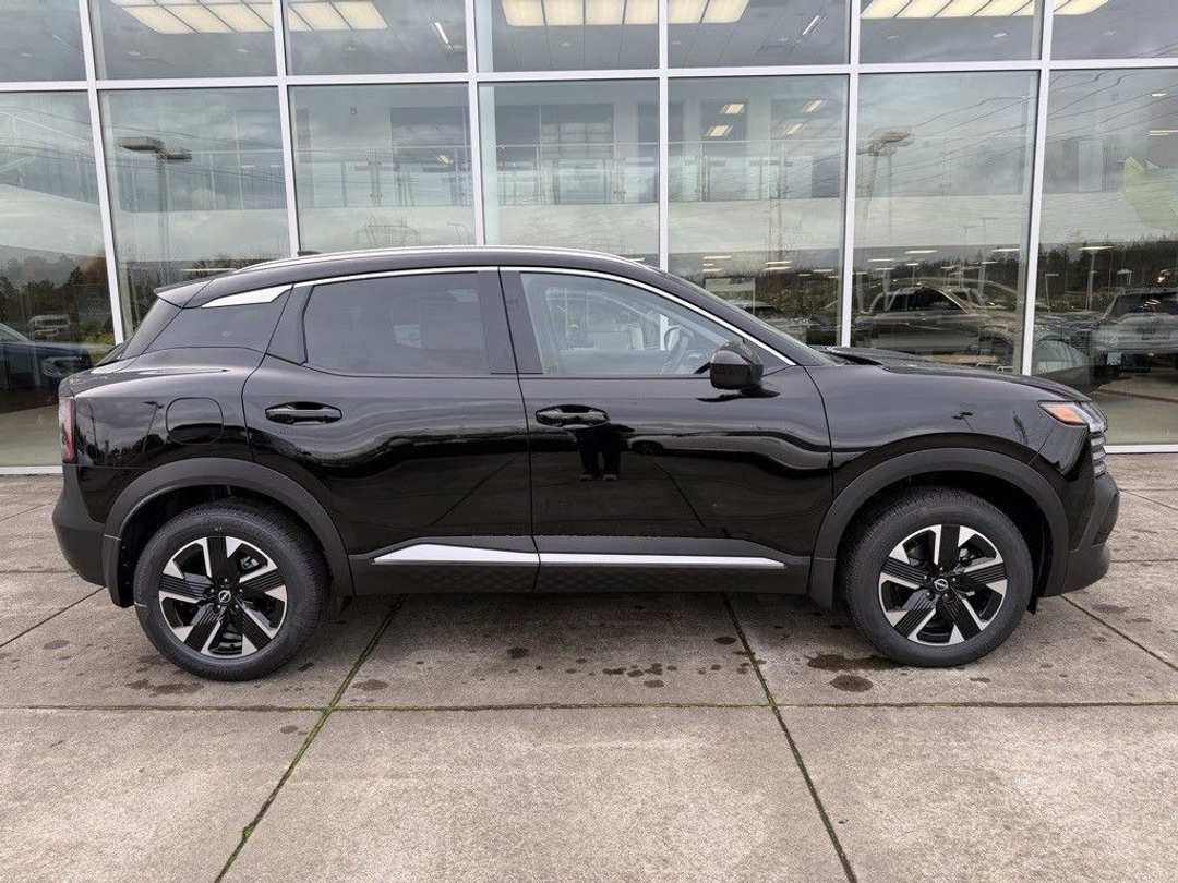 2026 Nissan Kicks SV - Image 6