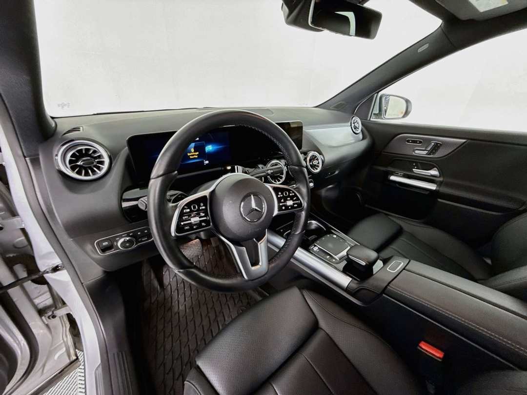 2023 Mercedes-Benz GLA 250 - Image 7