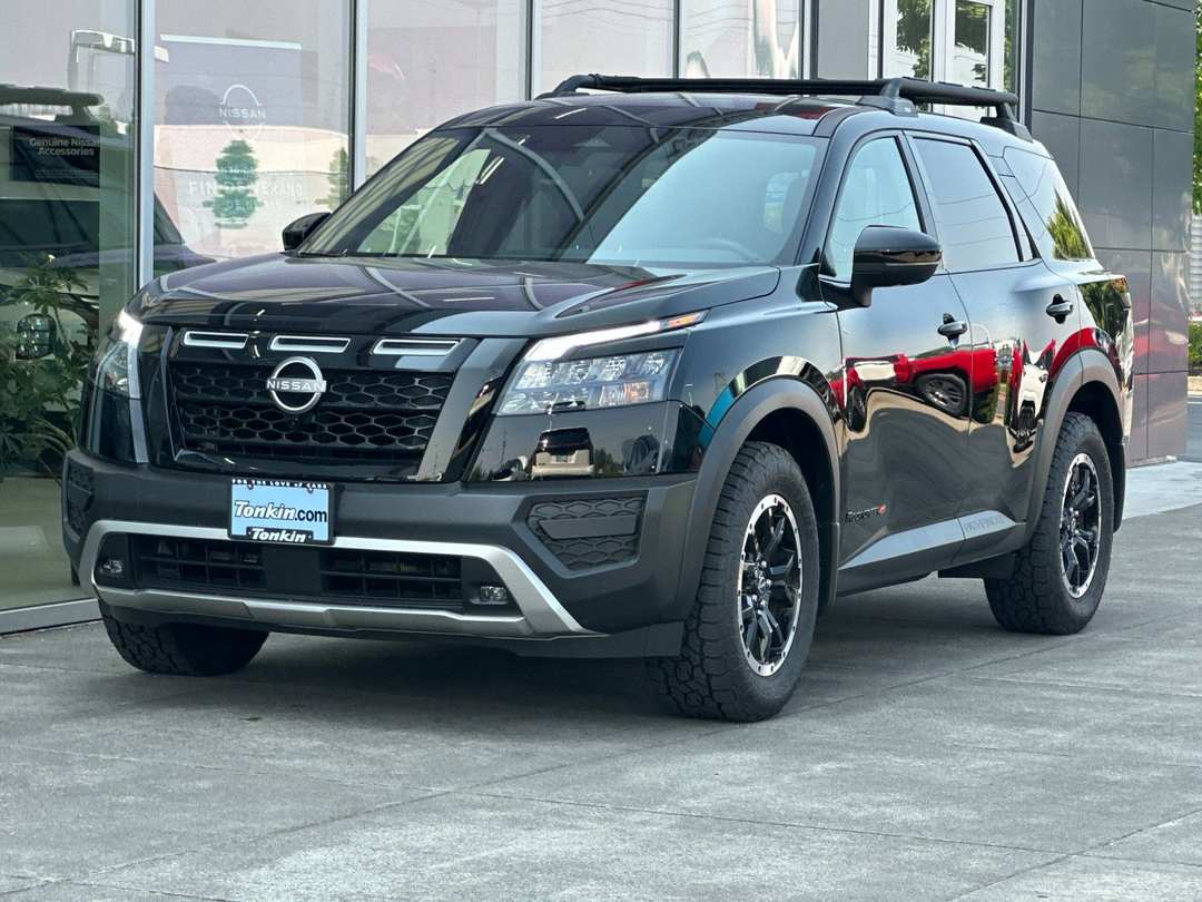2025 Nissan Pathfinder Rock Creek - Image 7