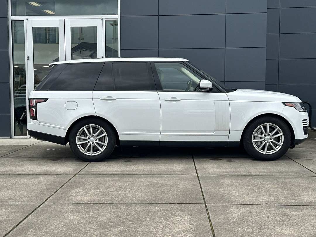 In Transit 2020 Land Rover Range Rover Base - Image 2