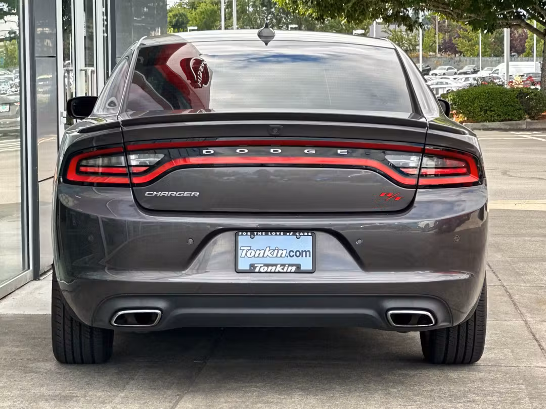 2016 Dodge Charger R/T - Image 4