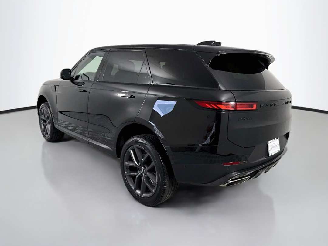 2024 Land Rover Range Rover Sport SE - Image 3