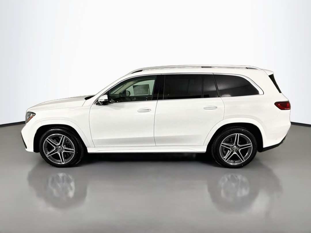 2027 Mercedes-Benz GLS 450 - Image 2