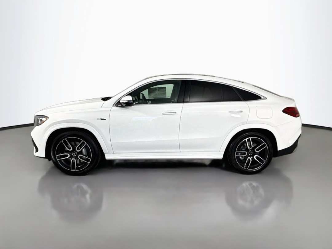 2027 Mercedes-Benz GLE 53 HYBRID - Image 2