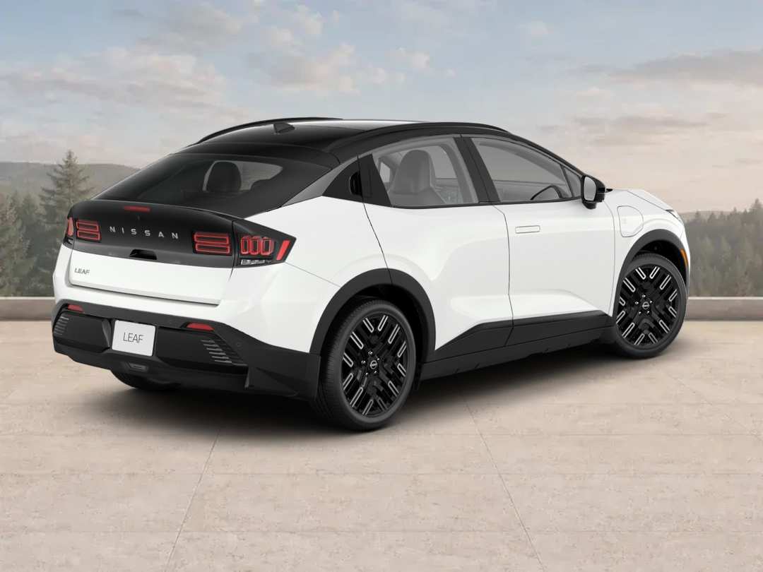 2026 Nissan LEAF PLATINUM+ - Image 7