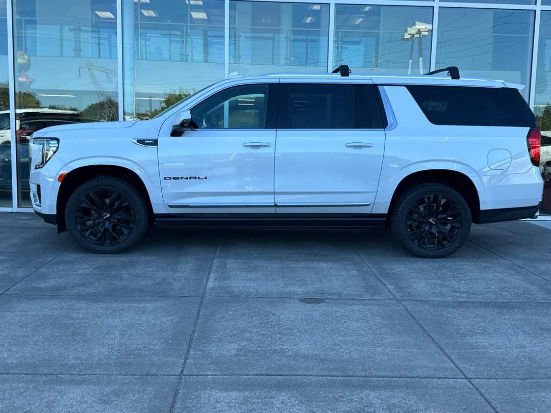 2022 GMC Yukon Xl Denali - Image 6