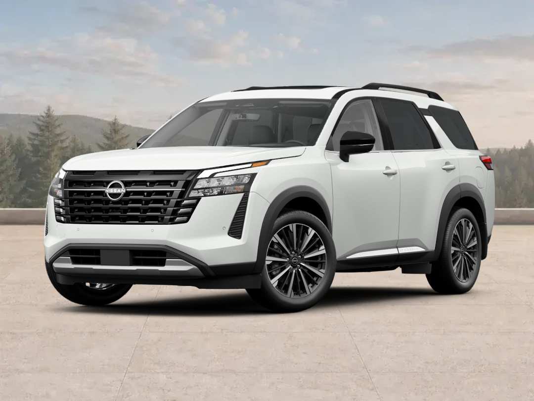 2026 Nissan Pathfinder Platinum - Image 3