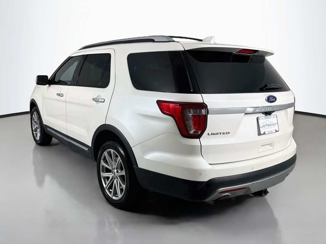 2017 Ford Explorer Limited - Image 5