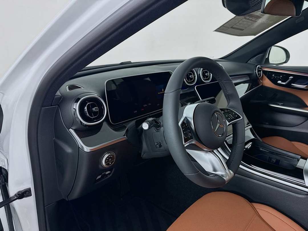2026 Mercedes-Benz C-Class C 300 - Image 7
