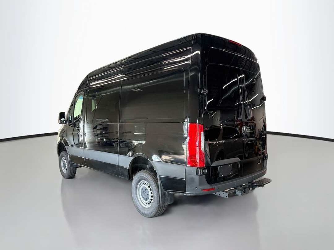 2026 Mercedes-Benz Sprinter 2500 Cargo 144 WB - Image 5