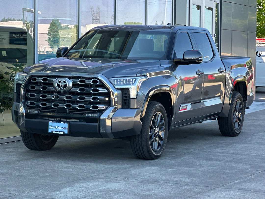 2024 Toyota Tundra Platinum - Image 7