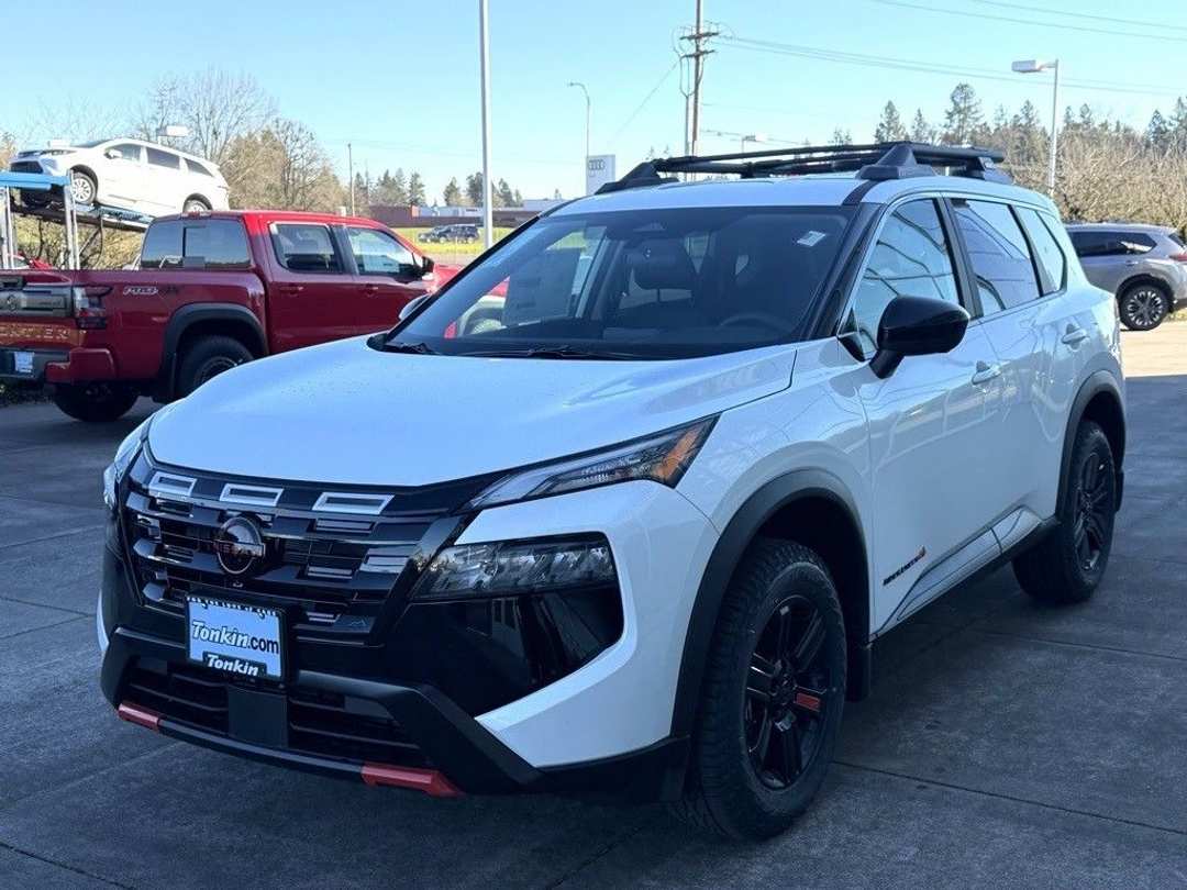 2026 Nissan Rogue Rock Creek - Image 4