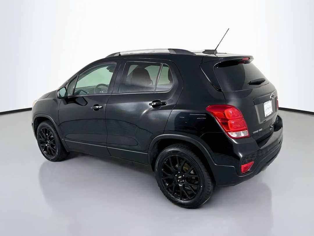 2022 Chevrolet Trax LT - Image 5