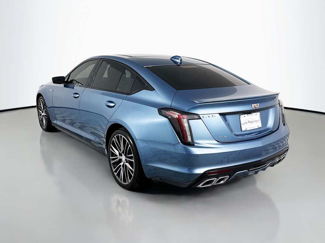 2023 Cadillac Ct5 VSeries - Image 5