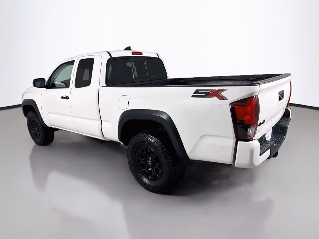 2021 Toyota Tacoma SR - Image 3