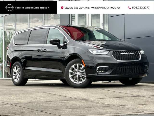 In Transit 2026 Chrysler Pacifica Limited