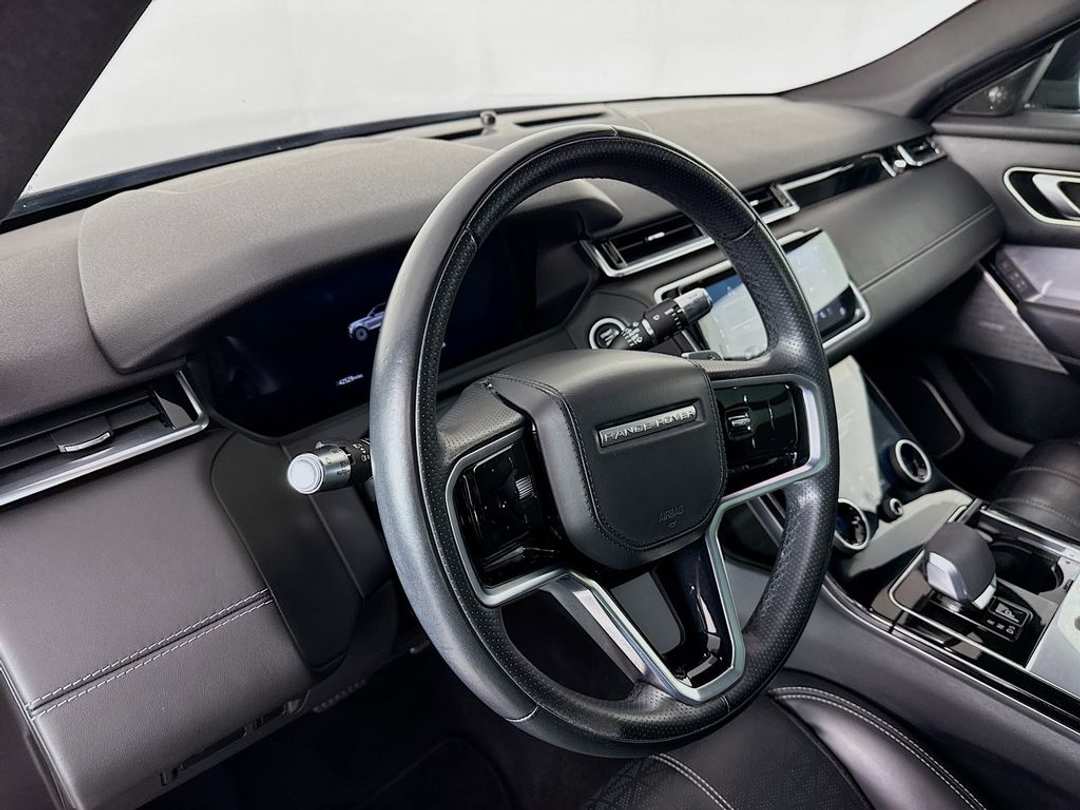 2021 Land Rover Range Rover Velar RDynamic HSE - Image 7