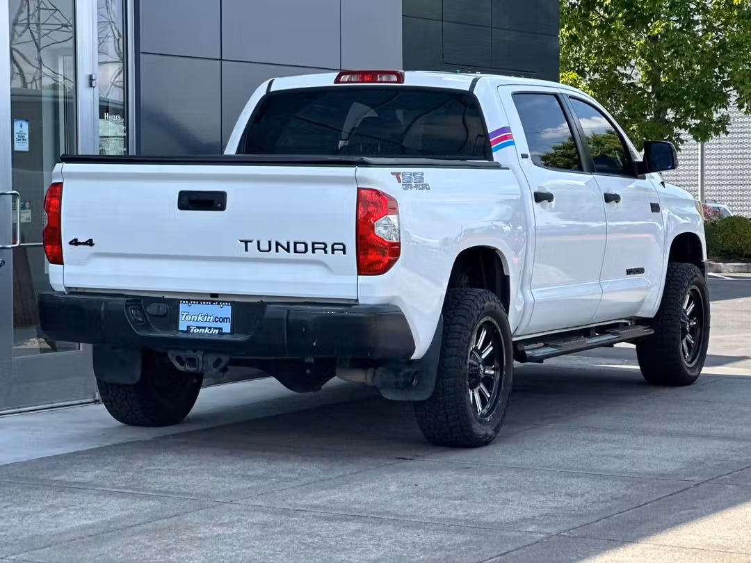 2019 Toyota Tundra SR5 - Image 3