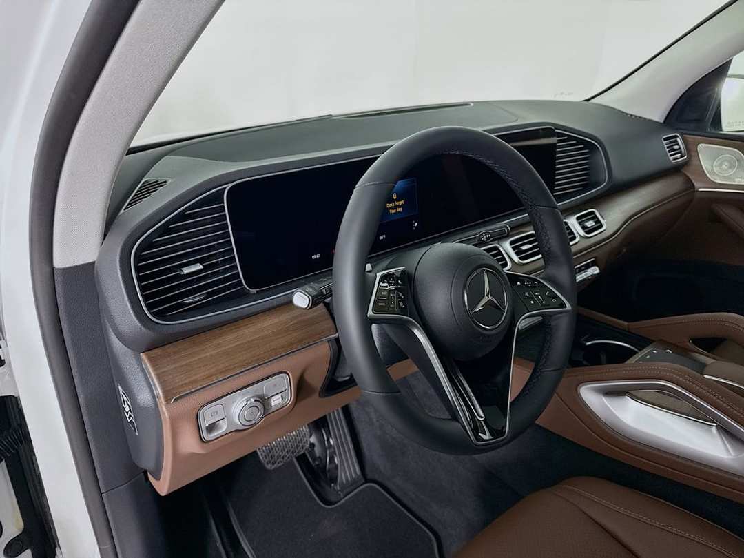 2026 Mercedes-Benz GLE 450 - Image 7