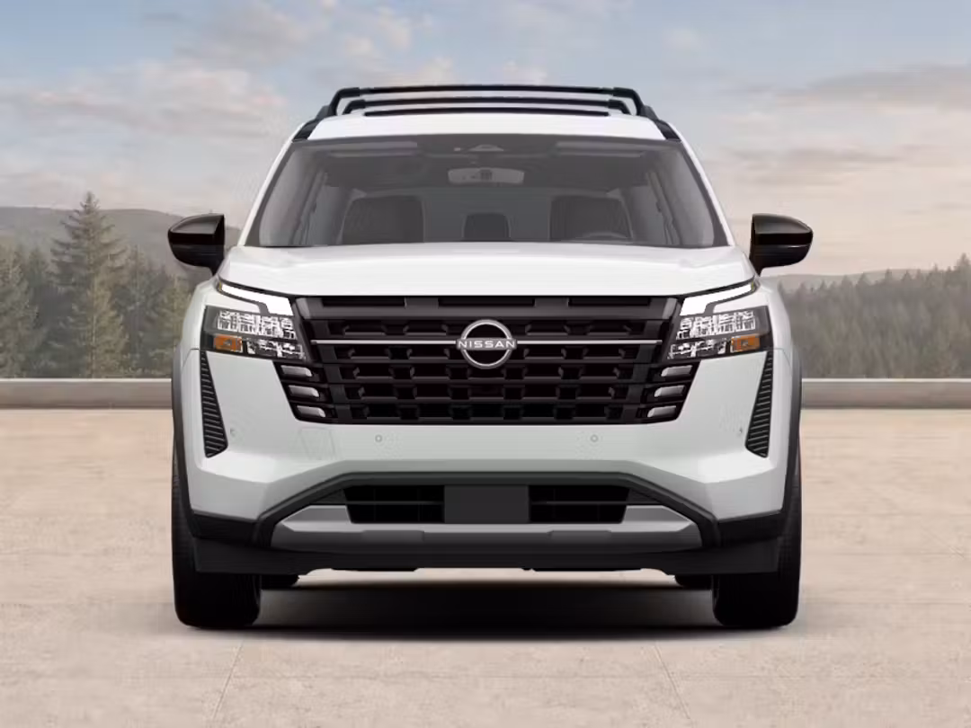 2026 Nissan Pathfinder Platinum - Image 2
