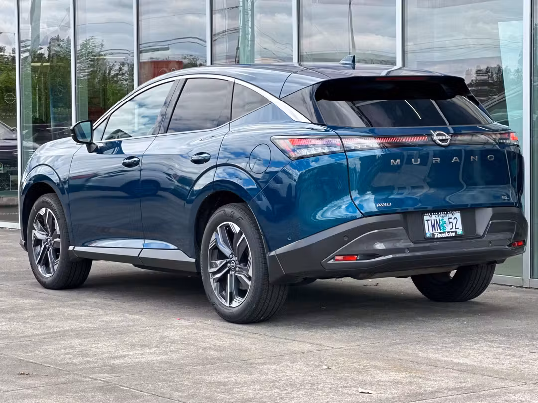 2025 Nissan Murano SL - Image 5
