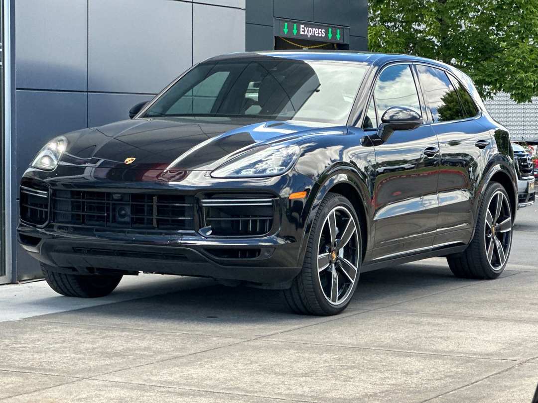 2019 Porsche Cayenne Turbo - Image 7