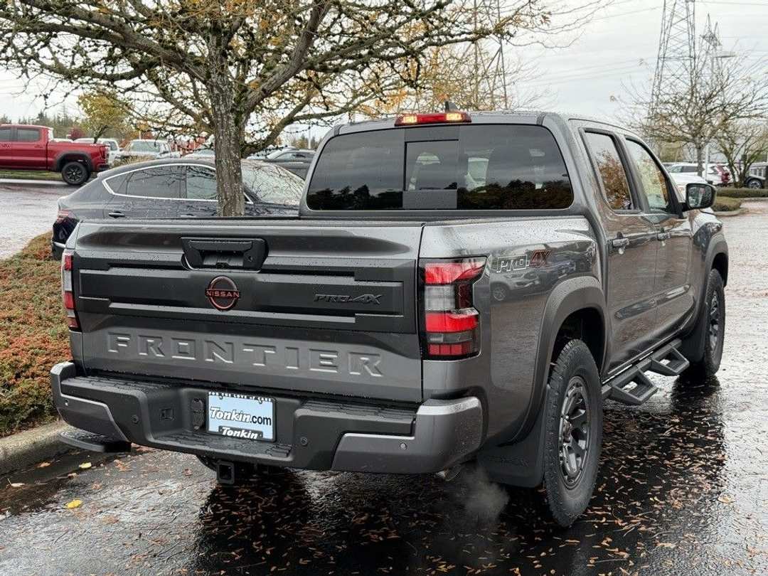 2026 Nissan Frontier PRO4X - Image 7